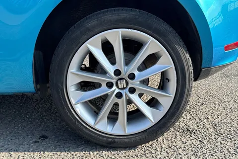 11 of 39 for SEAT IBIZA 1.4 Toca 3dr