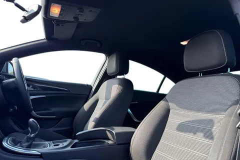 SJ66KWW Vauxhall Insignia 1.6 CDTi SRi VX Line Nav Euro 6 (s/s) 5dr Thumbnail #17