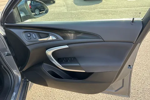 SJ66KWW Vauxhall Insignia 1.6 CDTi SRi VX Line Nav Euro 6 (s/s) 5dr Thumbnail #22