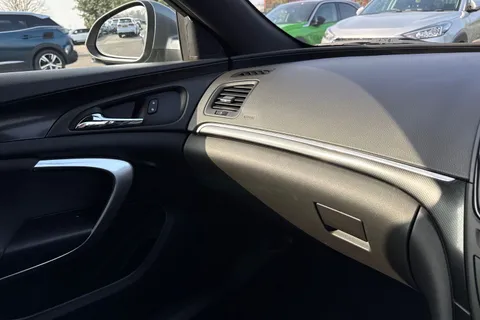 SJ66KWW Vauxhall Insignia 1.6 CDTi SRi VX Line Nav Euro 6 (s/s) 5dr Thumbnail #61