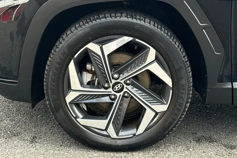 FD72XWL Hyundai Tucson 1.6 h T-GDi 13.8kWh Ultimate Auto 4WD Euro 6 (s/s) 5dr Thumbnail #16