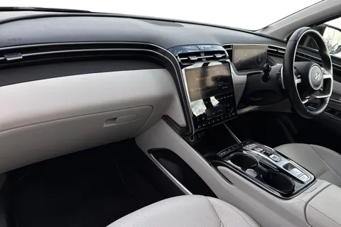 FD72XWL Hyundai Tucson 1.6 h T-GDi 13.8kWh Ultimate Auto 4WD Euro 6 (s/s) 5dr Thumbnail #17