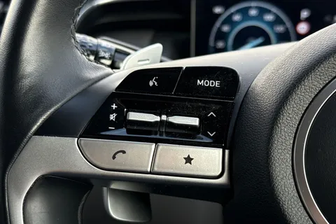 FD72XWL Hyundai Tucson 1.6 h T-GDi 13.8kWh Ultimate Auto 4WD Euro 6 (s/s) 5dr Thumbnail #39