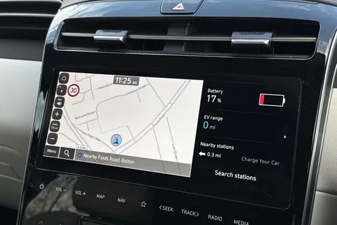 FD72XWL Hyundai Tucson 1.6 h T-GDi 13.8kWh Ultimate Auto 4WD Euro 6 (s/s) 5dr Thumbnail #50