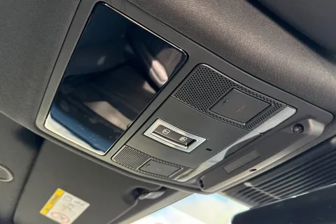 DU75YOJ Land Rover Discovery Sport 2.0 D200 Dynamic SE 5dr Thumbnail #24