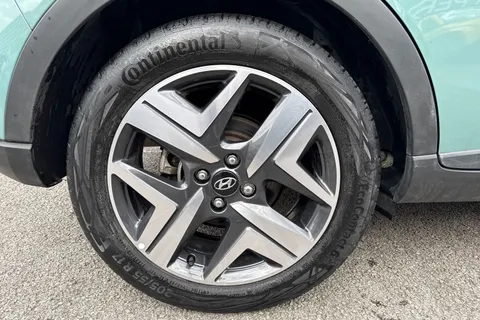 MA72VYD Hyundai Bayon 1.0 T-GDi MHEV Premium DCT Euro 6 (s/s) 5dr Thumbnail #14