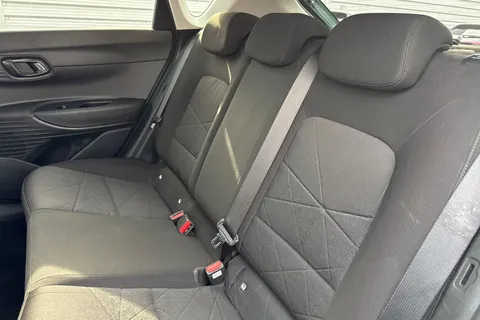 MA72VYD Hyundai Bayon 1.0 T-GDi MHEV Premium DCT Euro 6 (s/s) 5dr Thumbnail #20