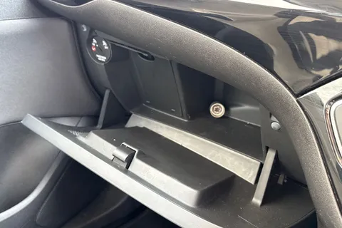 58 of 63 for Vauxhall Corsa 1.4i ecoFLEX SRi Euro 6 3dr