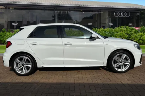 BL22AJY Audi A1 S line 30 TFSI 110 PS 6-speed Thumbnail #4