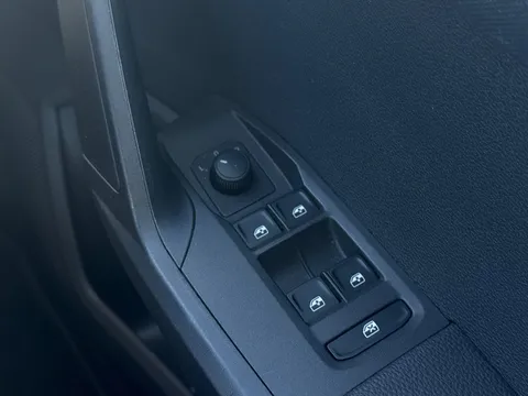 MK70BYP SEAT Arona 1.0 TSI 115 SE Technology [EZ] 5dr DSG Thumbnail #19