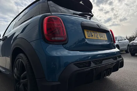 DA72VHX Mini Hatch 2.0 John Cooper Works Steptronic Euro 6 (s/s) 3dr Thumbnail #8