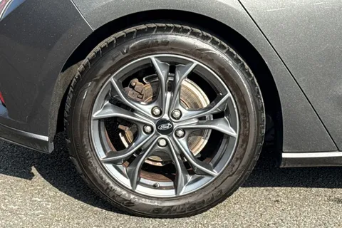 21 of 50 for Ford Focus 1.5 EcoBlue ST-Line Euro 6 (s/s) 5dr