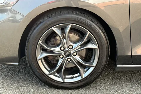 23 of 50 for Ford Focus 1.5 EcoBlue ST-Line Euro 6 (s/s) 5dr