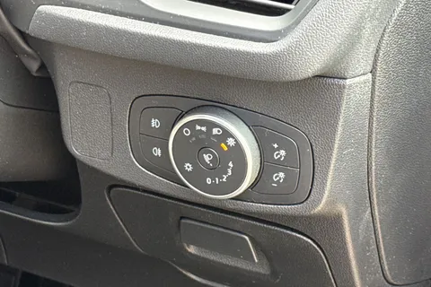 29 of 50 for Ford Focus 1.5 EcoBlue ST-Line Euro 6 (s/s) 5dr