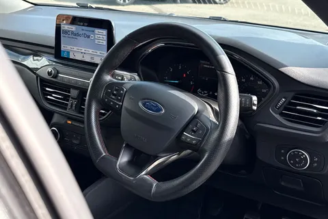 31 of 50 for Ford Focus 1.5 EcoBlue ST-Line Euro 6 (s/s) 5dr