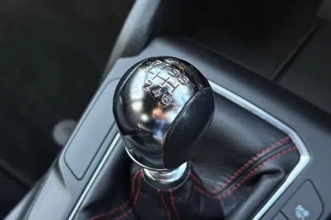 39 of 50 for Ford Focus 1.5 EcoBlue ST-Line Euro 6 (s/s) 5dr