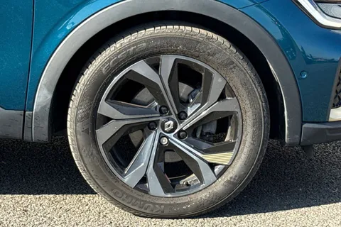 DL72CEO Renault Arkana 1.6 E-TECH E-Tech engineered Auto 2WD Euro 6 (s/s) 5dr Thumbnail #13