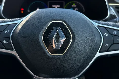 DL72CEO Renault Arkana 1.6 E-TECH E-Tech engineered Auto 2WD Euro 6 (s/s) 5dr Thumbnail #36