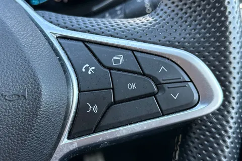 DL72CEO Renault Arkana 1.6 E-TECH E-Tech engineered Auto 2WD Euro 6 (s/s) 5dr Thumbnail #38