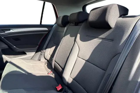 17 of 49 for Volkswagen Golf 1.4 TSI BlueMotion Tech Match Edition Euro 6 (s/s) 5dr