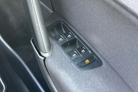 22 of 49 for Volkswagen Golf 1.4 TSI BlueMotion Tech Match Edition Euro 6 (s/s) 5dr