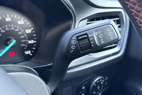 38 of 53 for Ford Focus 1.0T EcoBoost ST-Line X Euro 6 (s/s) 5dr