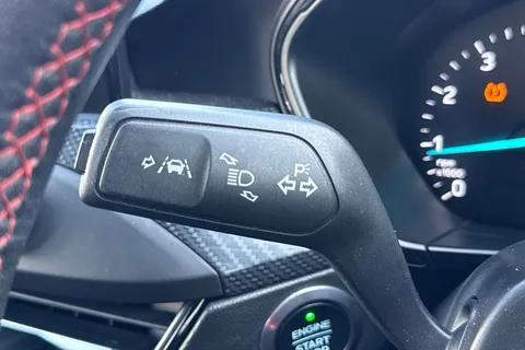 40 of 53 for Ford Focus 1.0T EcoBoost ST-Line X Euro 6 (s/s) 5dr