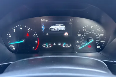 42 of 53 for Ford Focus 1.0T EcoBoost ST-Line X Euro 6 (s/s) 5dr