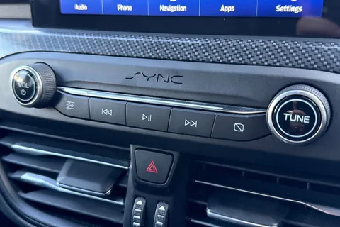 43 of 53 for Ford Focus 1.0T EcoBoost ST-Line X Euro 6 (s/s) 5dr