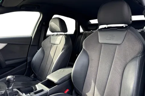 BJ20WVC Audi A4 2.0 TFSI 35 S line Euro 6 (s/s) 4dr Thumbnail #17