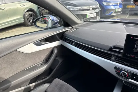 BJ20WVC Audi A4 2.0 TFSI 35 S line Euro 6 (s/s) 4dr Thumbnail #21