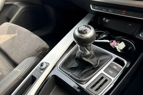 BJ20WVC Audi A4 2.0 TFSI 35 S line Euro 6 (s/s) 4dr Thumbnail #24