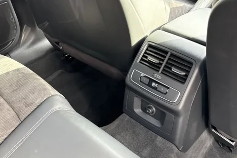 BJ20WVC Audi A4 2.0 TFSI 35 S line Euro 6 (s/s) 4dr Thumbnail #39