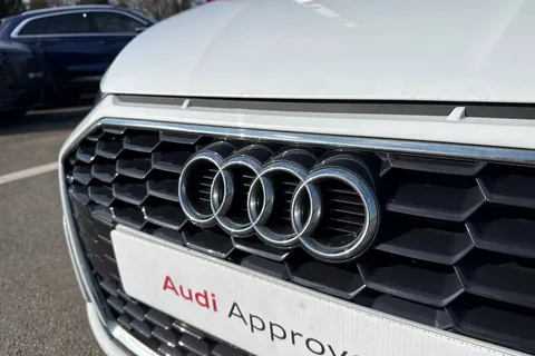 YL73FNW Audi A3 S line 40 TFSI e  204 PS S tronic Thumbnail #26