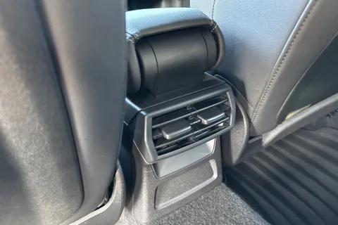 YL73FNW Audi A3 S line 40 TFSI e  204 PS S tronic Thumbnail #39