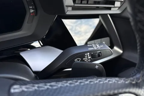 YL73FNW Audi A3 S line 40 TFSI e  204 PS S tronic Thumbnail #47