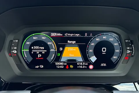 YL73FNW Audi A3 S line 40 TFSI e  204 PS S tronic Thumbnail #49