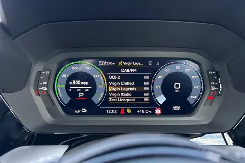 YL73FNW Audi A3 S line 40 TFSI e  204 PS S tronic Thumbnail #50