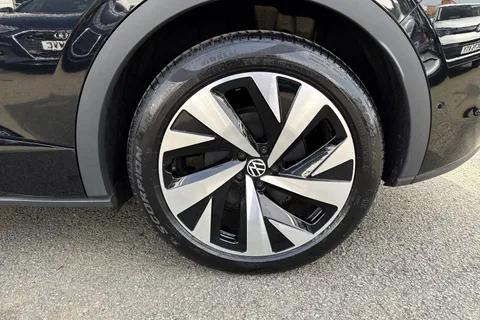 DA25BRX Volkswagen ID.5 150kW Max Pro Performance 77kWh 5dr Auto | Arear View Camera | Heat Pump Thumbnail #12