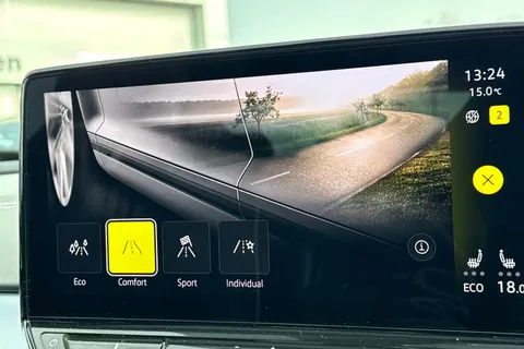 DA25BRX Volkswagen ID.5 150kW Max Pro Performance 77kWh 5dr Auto | Arear View Camera | Heat Pump Thumbnail #31