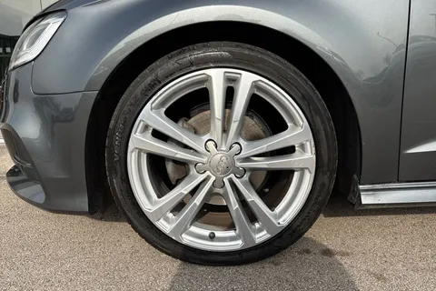 12 of 64 for Audi A3 1.4 TFSI CoD S line Sportback Euro 6 (s/s) 5dr