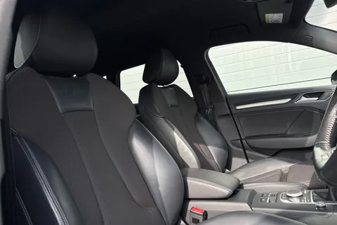 24 of 64 for Audi A3 1.4 TFSI CoD S line Sportback Euro 6 (s/s) 5dr