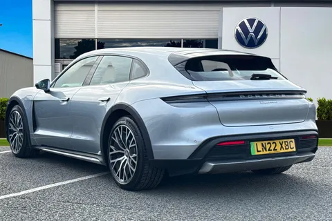 LN22XBC Porsche Taycan Performance Plus 93.4kWh 4 Cross Turismo Auto 4WD 5dr (11kW Charger) Thumbnail #3