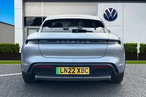 LN22XBC Porsche Taycan Performance Plus 93.4kWh 4 Cross Turismo Auto 4WD 5dr (11kW Charger) Thumbnail #5