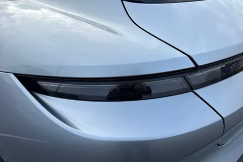 LN22XBC Porsche Taycan Performance Plus 93.4kWh 4 Cross Turismo Auto 4WD 5dr (11kW Charger) Thumbnail #26