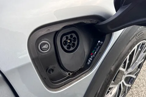 LN22XBC Porsche Taycan Performance Plus 93.4kWh 4 Cross Turismo Auto 4WD 5dr (11kW Charger) Thumbnail #30