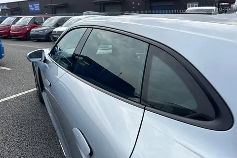 LN22XBC Porsche Taycan Performance Plus 93.4kWh 4 Cross Turismo Auto 4WD 5dr (11kW Charger) Thumbnail #35