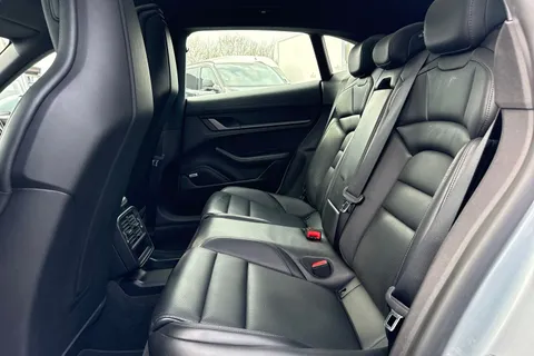 LN22XBC Porsche Taycan Performance Plus 93.4kWh 4 Cross Turismo Auto 4WD 5dr (11kW Charger) Thumbnail #36