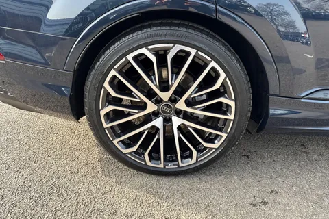 KT25WZS Audi Q7 SUV Vorsprung 50 TDI quattro 286 PS tiptronic Thumbnail #12