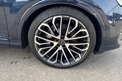 KT25WZS Audi Q7 SUV Vorsprung 50 TDI quattro 286 PS tiptronic Thumbnail #13